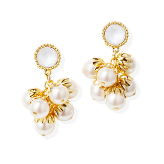 スズランパールピアス