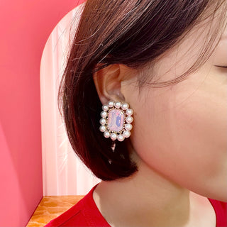 ディフォルメピアス（ミルクピンク）