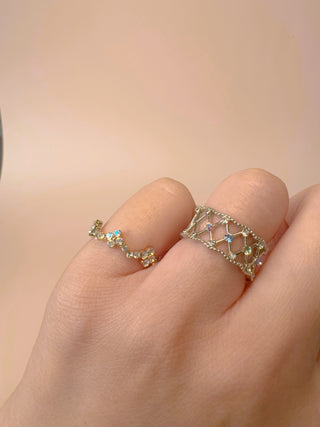 Milfie Flower Ring (Moonlight)