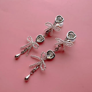 Heart Chain Ribbon Mini clip on earrings (Silver)