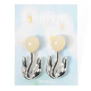 ソフトチューリップピアス