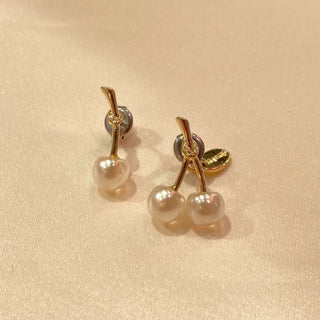 miniminiチェリーピアス（パール）