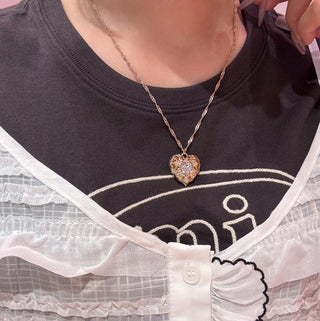 Rococo Heart Pendant