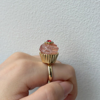 カップケーキリング（チェリークリーム）