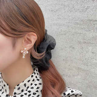 Deformed cross clip on earrings (fairy)