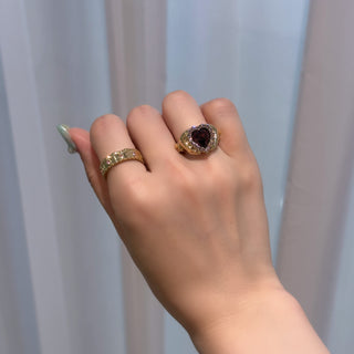 Claddagh ring (amethyst)