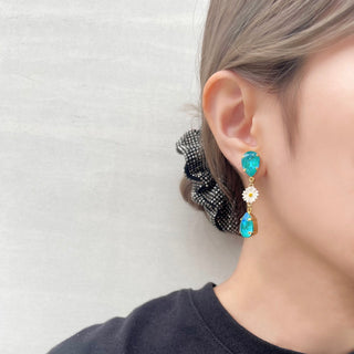 Margaret Bijou clip on earrings (Laguna GRN)