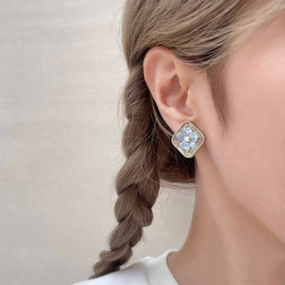 Ice cube earrings (early summer)