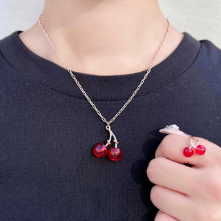 Cherry Necklace (Juicy Red)