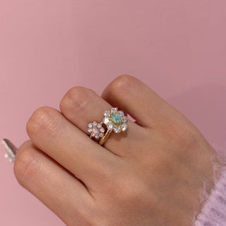 Vintage Glass Bloom Ring (Fortune Mist)