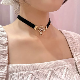 Flapper Ribbon Choker