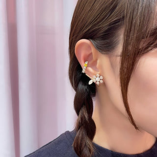 Margaret clip on earrings (Crystal)