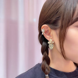 Margaret clip on earrings (Crystal)