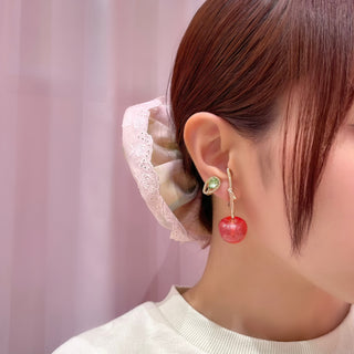 Liquem / Mini one leaf clip on earrings (GRN)