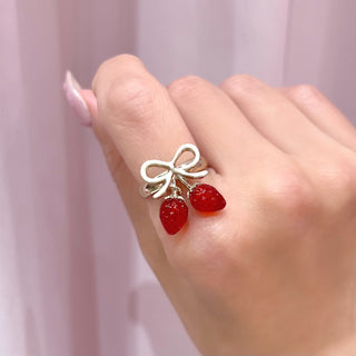 Ribbon Strawberry Ring