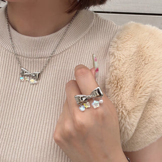 Metal Ribbon Bead Necklace