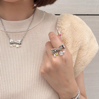 Metal Ribbon Bead Necklace