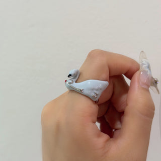 Hug Swan Ring