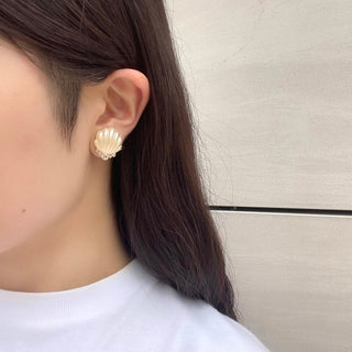 jewel shell earrings