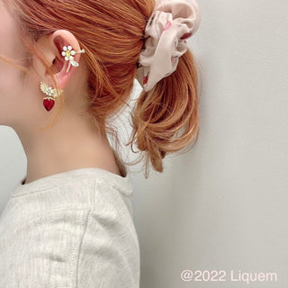 Liquem / wild berry clip on earrings