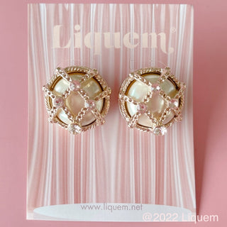 Liquem / float ball earrings (pearl)