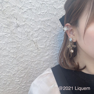 Liquem / Rococo chandelier clip on earrings