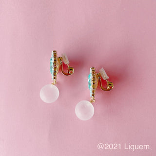 Liquem/mini snowball clip on earrings