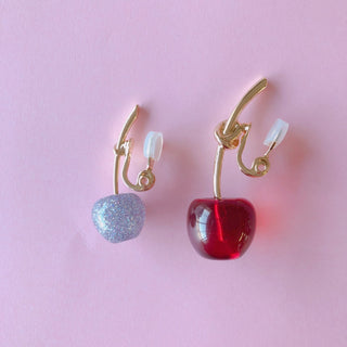 Liquem / Kids cherry clip on earrings (lavender glitter)