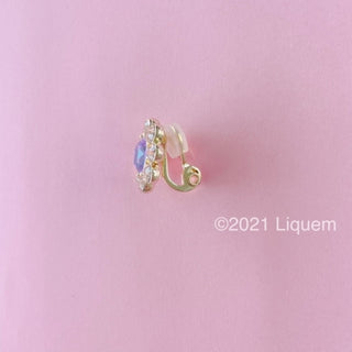 Liquem / Bloom mini one clip on earrings (April)