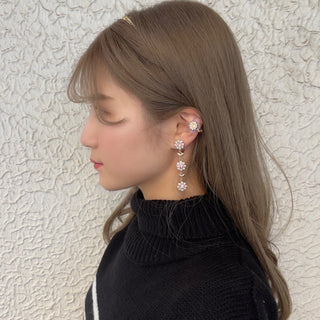 Liquem / LS Goodbye Memorial Bloom earrings