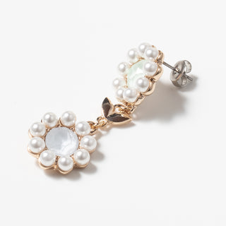 Pearl bloom earrings (marshmallow)